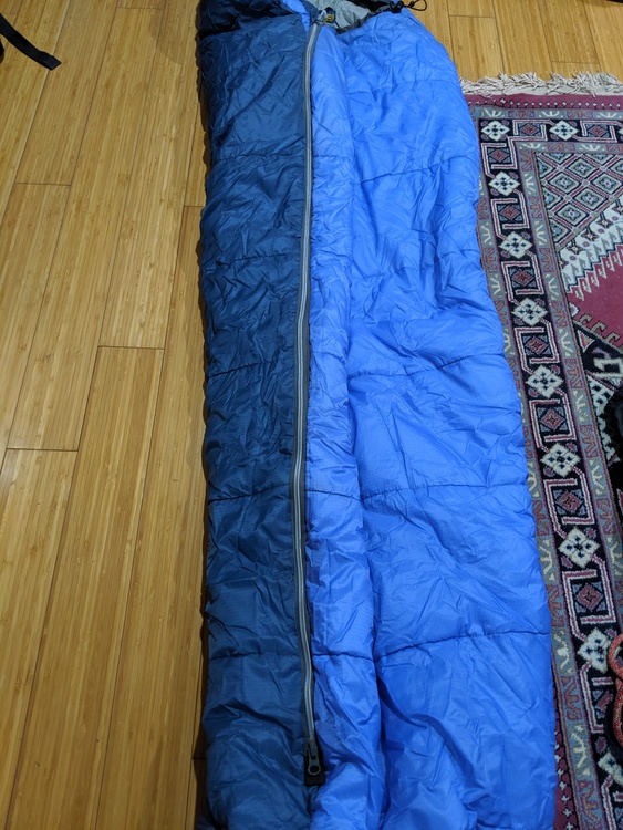 FS Asolo 20F synthetic sleeping bag