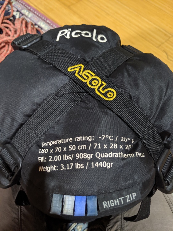 FS Asolo 20F synthetic sleeping bag