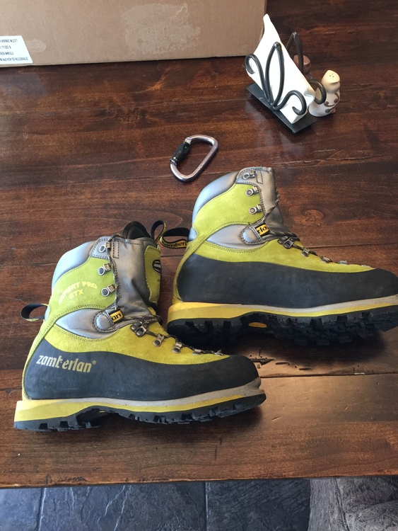 zamberlan mountaineering boots