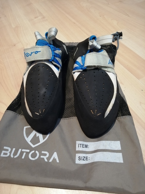 butora acro blue
