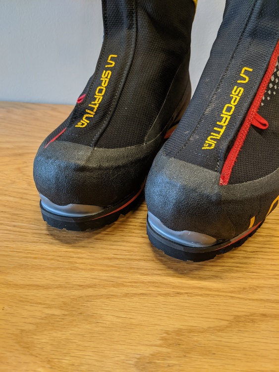 FS: La Sportiva G2 SM- Size 44 ($500)- SOLD