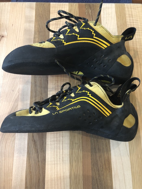 FS: Katana Lace climbing shoes 37.5, like new $130