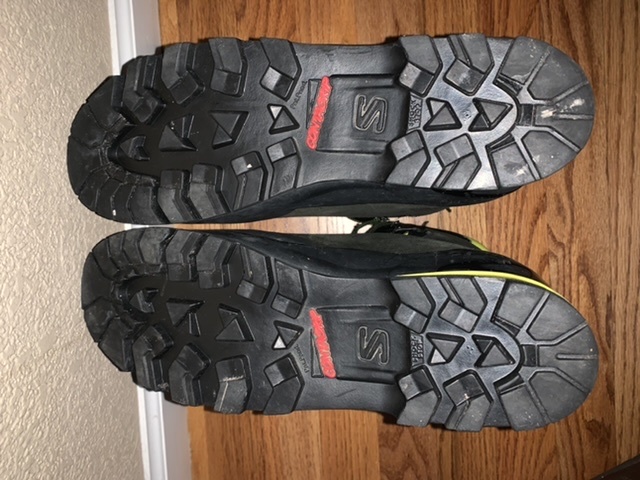 Salomon super hotsell mountain boots