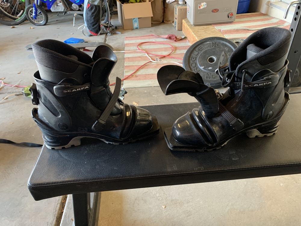 Cilo 45L Worksack, Scarpa T4s, MSR Whisperlite,