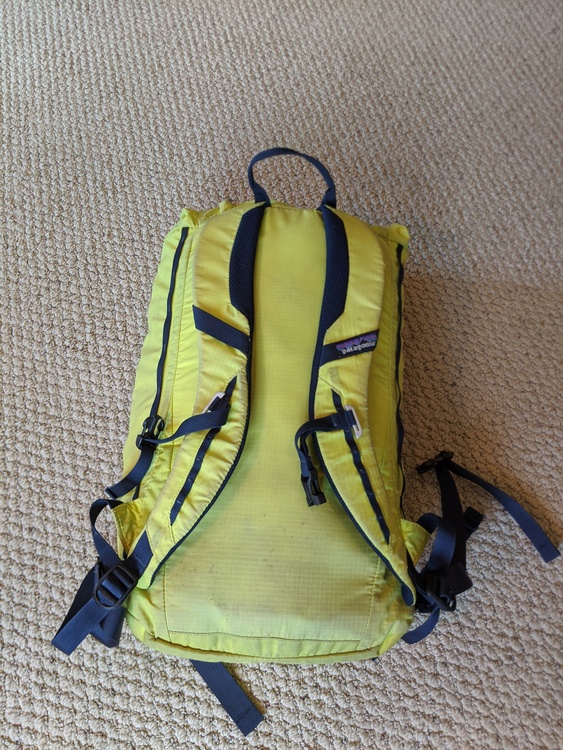 patagonia ascensionist 25L グリーン/イエロー FS: Patagonia Ascensionist 25L (Green/Yellow)