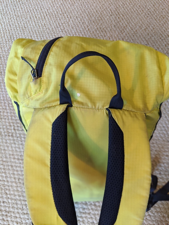 patagonia ascensionist 25L グリーン/イエロー patagonia ascensionist 25L グリーン/イエロー Patagonia