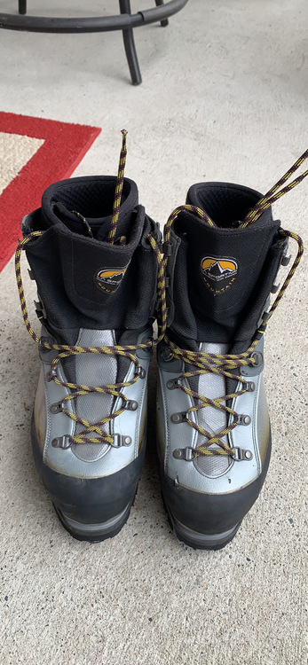 La Sportiva Baruntse Mountaineering Boots size 40.5