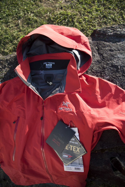 arcteryx beta sl hybrid infrared