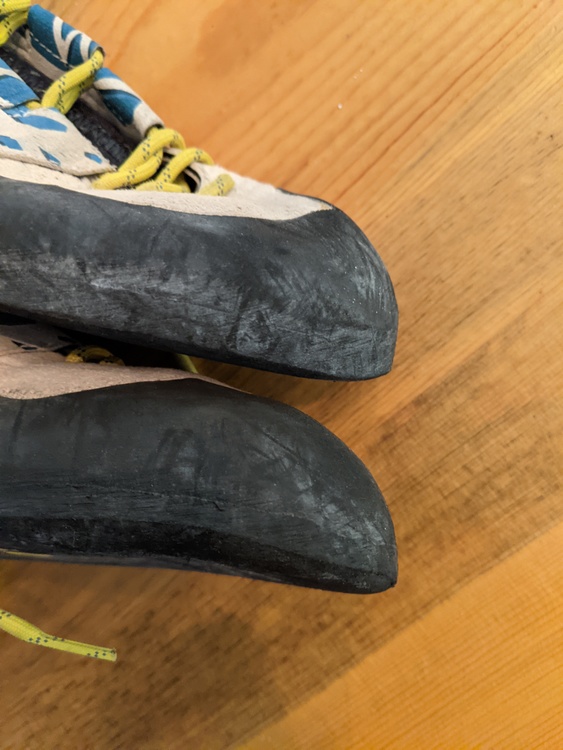 La Sportiva Kataki Climbing Shoes - Size 40 - $140 OBO