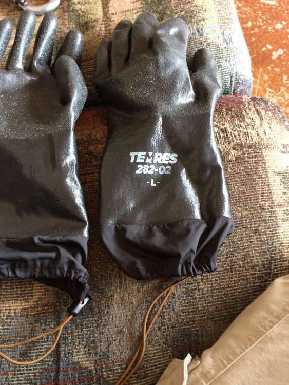 Ice gloves for short fingers