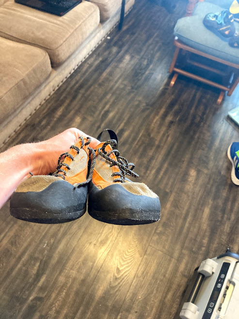 FS La Sportiva Shoes and Metolius Thumb Loop Cams