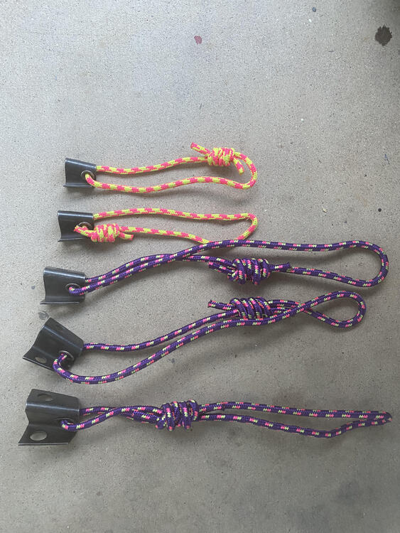 How does this piton work?