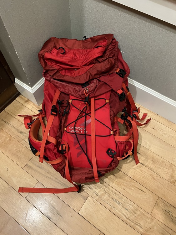 FS: Osprey Variant 37 ($45+ship), 50m Beal Ice Line dry half rope 8.1mm ...