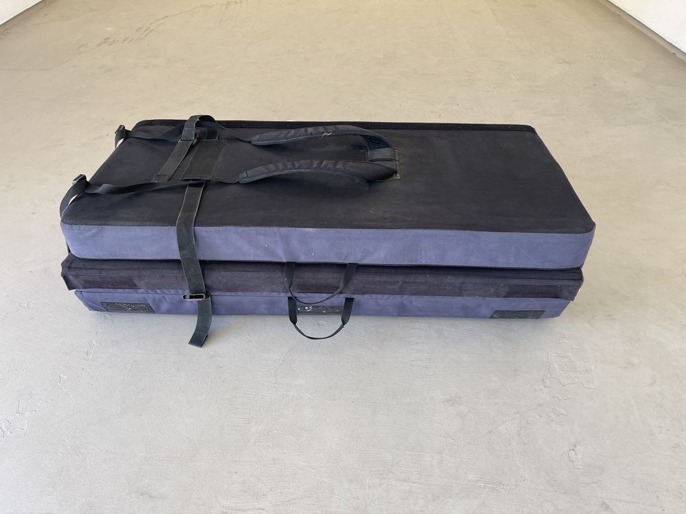 FS Price Drop 100 Used Metolius Magnum Bouldering Crash Pad