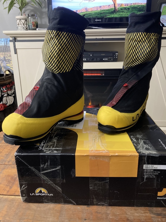 La Sportiva G2 Evo size 43