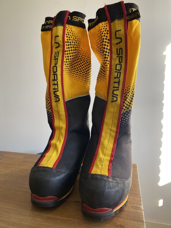La Sportiva Olympus Mons EVO boots
