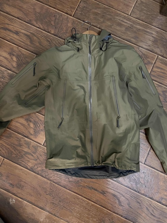 FS: Arc'teryx Leaf Alpha Jacket Gen 2 - Like new