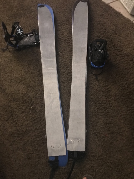 2019 Chamonix Route Splitboard. Bindings, Skins.