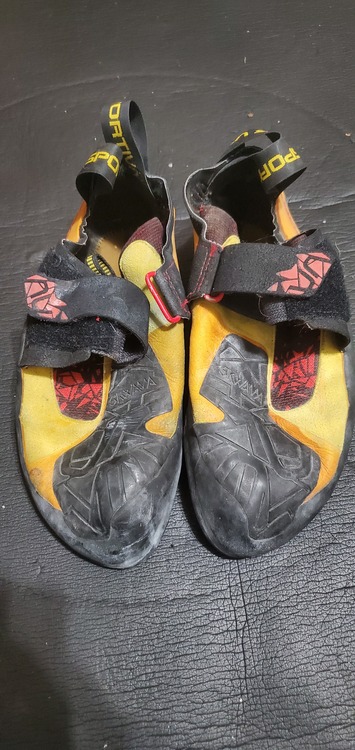 FS: Climbing Shoes (Mocs, old katanas, Vapor lace, skwamas ...