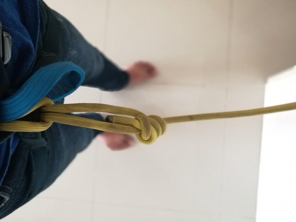 Girth hitching a bowline to harness tie in points (lanyard), what kind