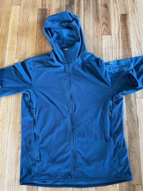 Climbing shoes & fleece