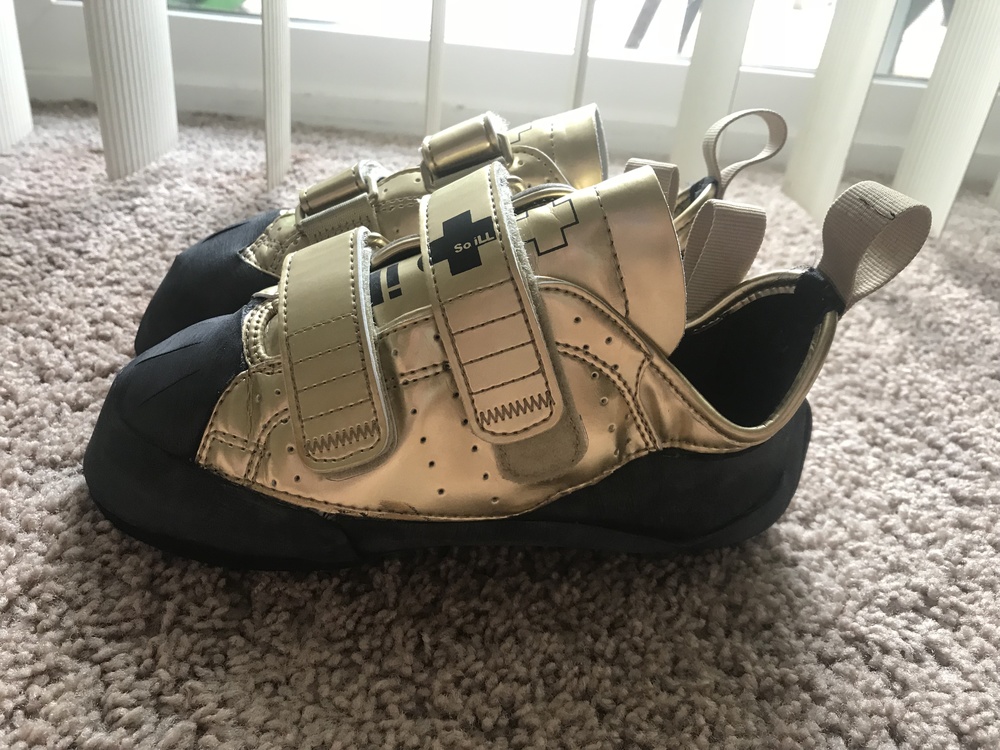 So Ill Holds 2020 Gold Climbing Shoe Gold 9.5 