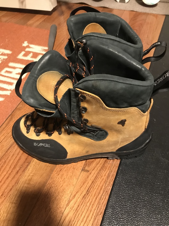 boreal mountain boots