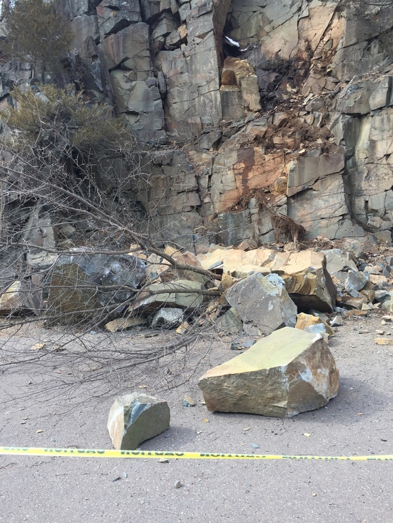 Huge rock fall at Taylor’s Falls