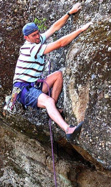 Tom Slater post-jump, Jump To Hyperspace 5.10b/c, Miller's Crossing, Silly Rock.<br>
Photo Ryan Lee