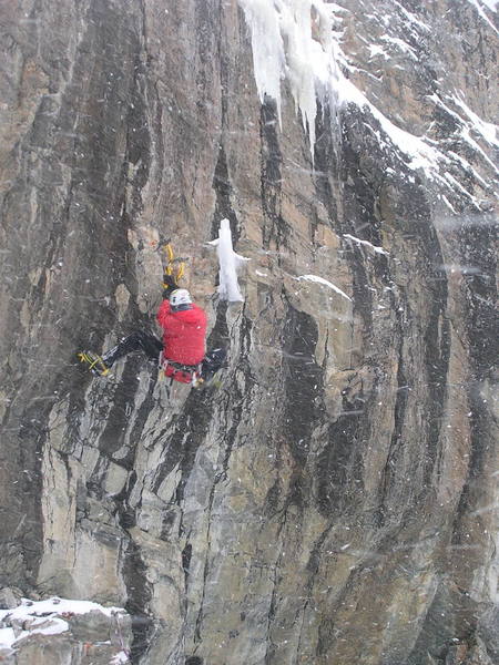 Kelly Cordes, Bladerunner, 1/4/6. Not in the database yet. Near the crux