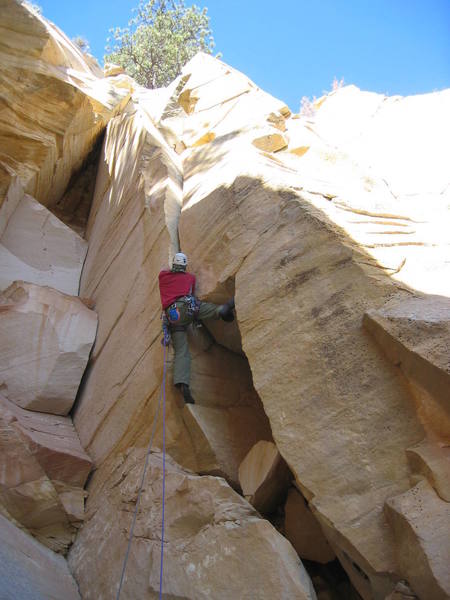 Final pitch -- a 5.10 fist crack. October 2005.