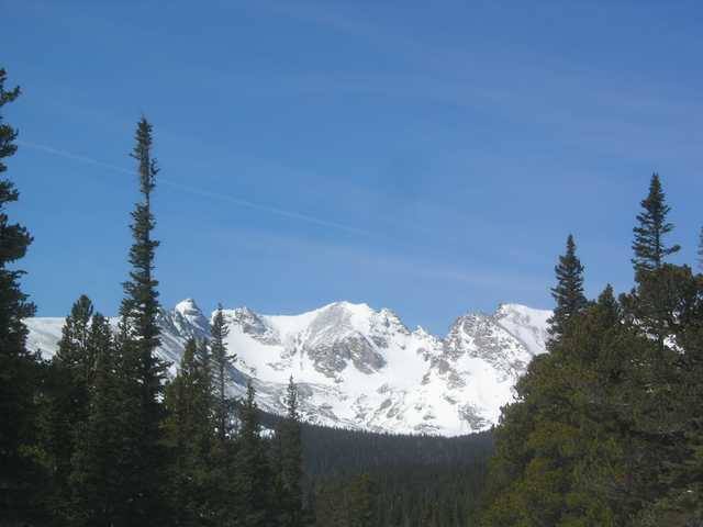 Apache Peak, late March 2006<br>
<br>
Routes Queen's Way, Apache Couloir are visible
