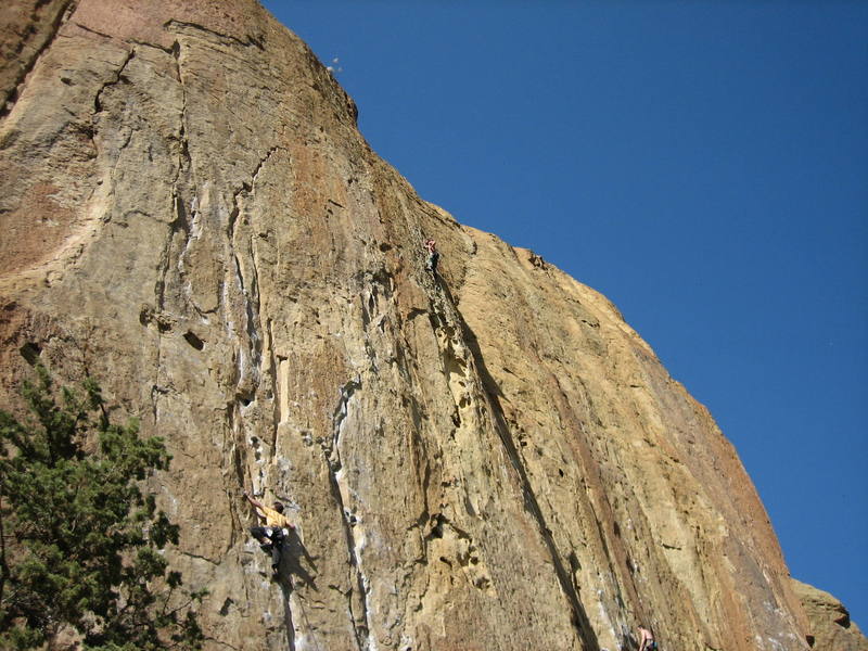 9 gallon is the middle route. Climbers also on Magic Light (left) and Cool Ranch (right)