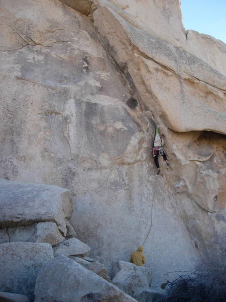 climbing those cool huecos at the bottom
