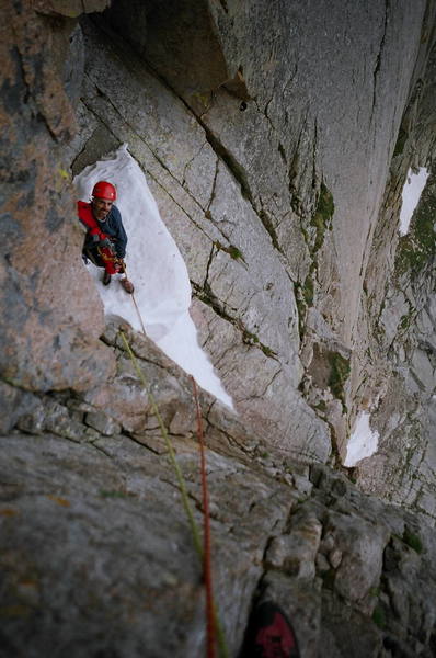 Luke Taylor chillin' before the dihedral pitch.