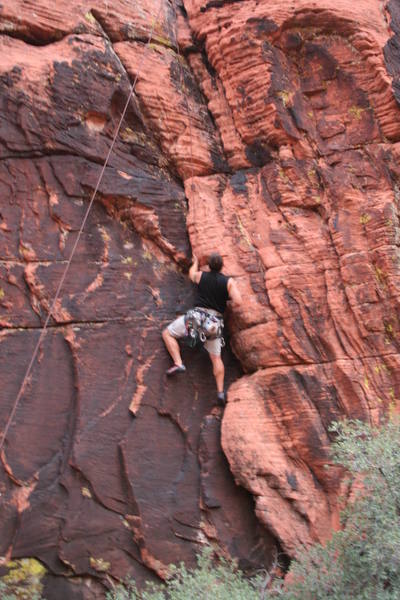 This crack really is pretty fun and the cleanest on the wall.