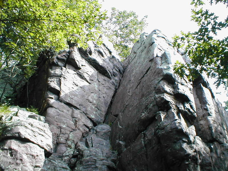 The Niche is to the right of this dihedral - it can be seen in the outer right wall.