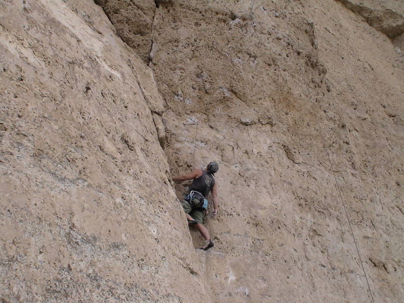 John Gunnels contemplates the crux... DAMN... now THAT'S A BULGE...
