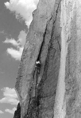 Rick Cashner on the first free ascent. 1979.<br>
Photo by Blitzo.