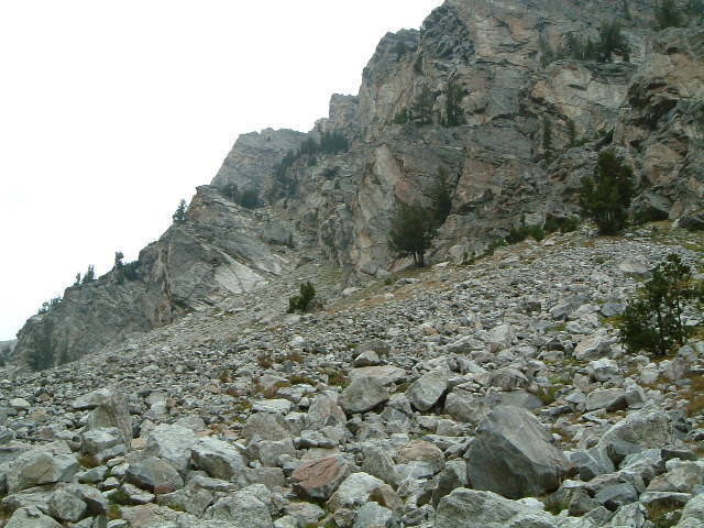 Entrance into the 4th class weakness for Irene's approach from the East for the car to car climb. Near the Platforms area.