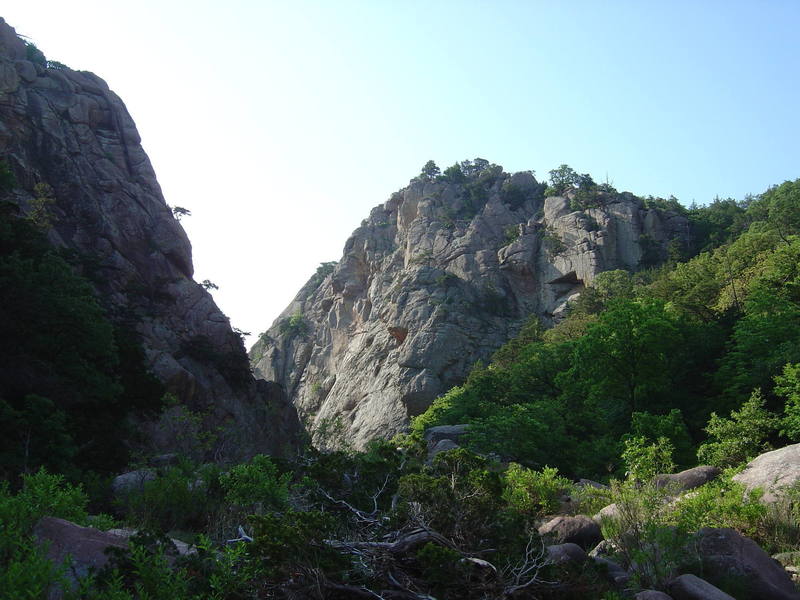 Looking down canyon toward Lichen Wall. Home to the fantastic lines Space Balls, League of Doom, and Kerplunk.