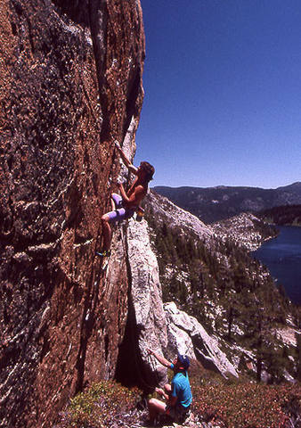 Climbing at Goldfinger Cliff, 1980s.<br>
Photo by Blitzo.