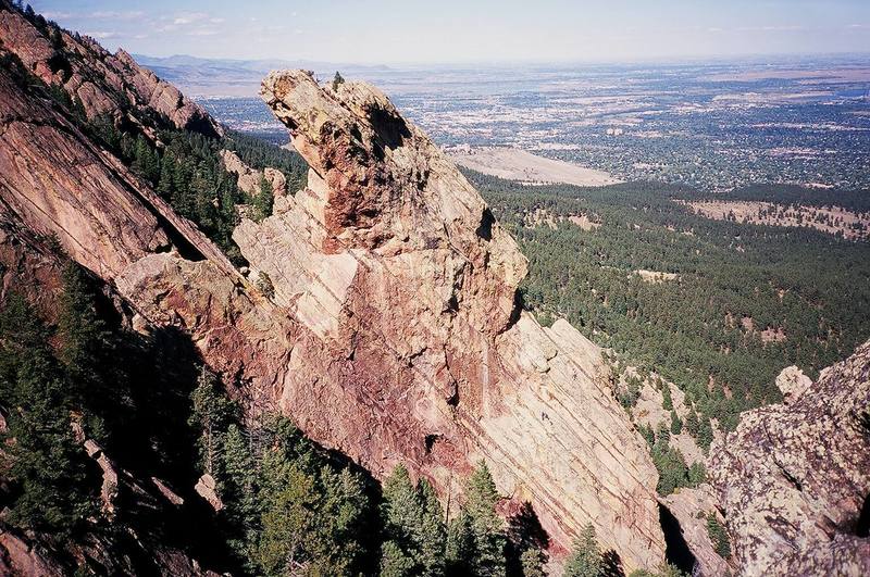 2 unknown climbers on the South Face of the Maiden, as seen from Jamcrack Spire. Photo by T. Bubb 09/06.