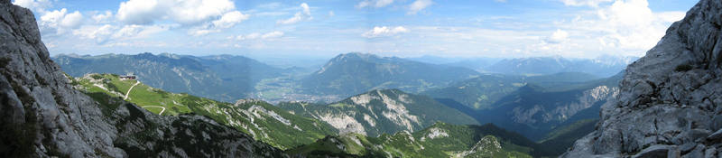 Sontag Abflug. 4th Pitch belay and a cig. Just to feel like a real european climber. Alpspitze, Garmisch, Germany.
