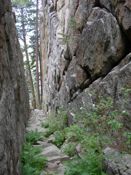 A view of the corridor just below the summit of the Pear looking east.