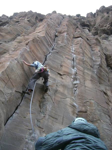 Ian low on Cruel Sister. Crack-a-no-go and Blood Clot can be seen to the right. Photo courtesy of Lee Perlow.