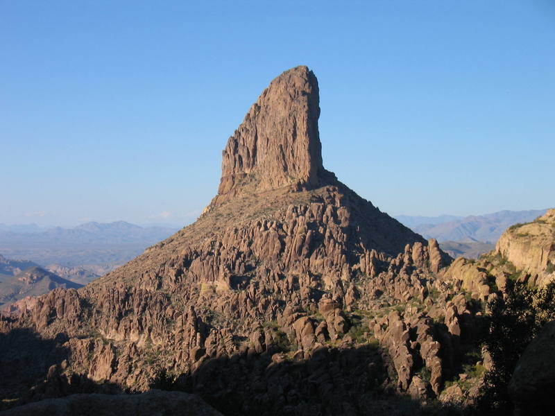 Weavers Needle, the classic view from Fremont Saddle on the Peralta Trail