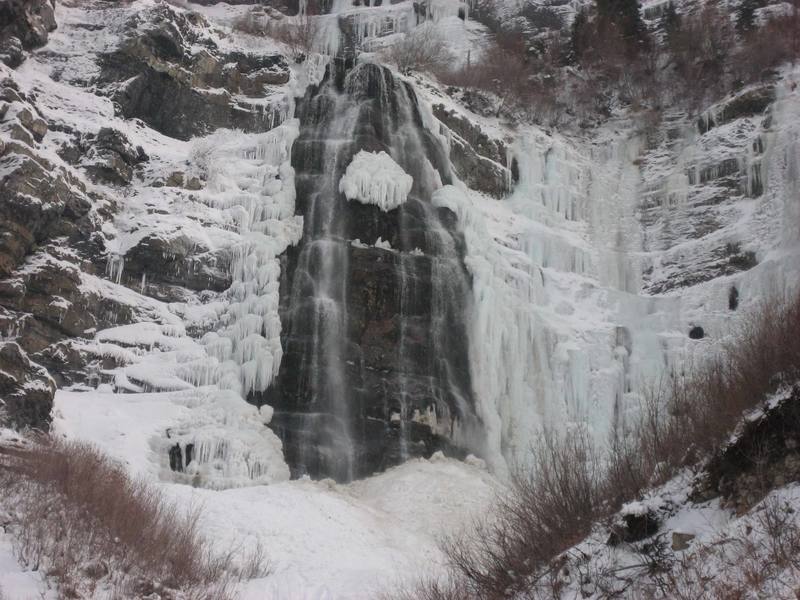Bridal Veil Falls, 23-DEC-06.