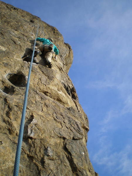 Russ climbing Gun for Hire - just after where I used a knee lock to make the move