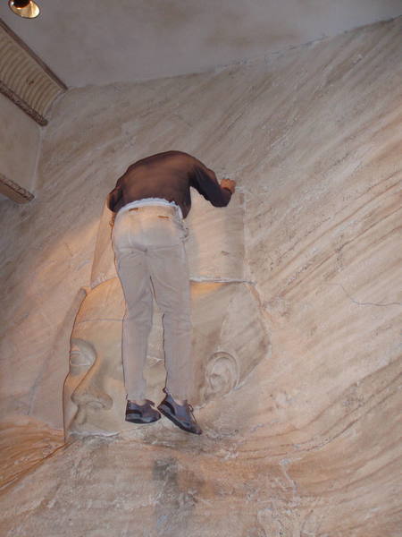 Climbing the Sphynx in front of the Buffet at the Luxor in Las Vegas!
